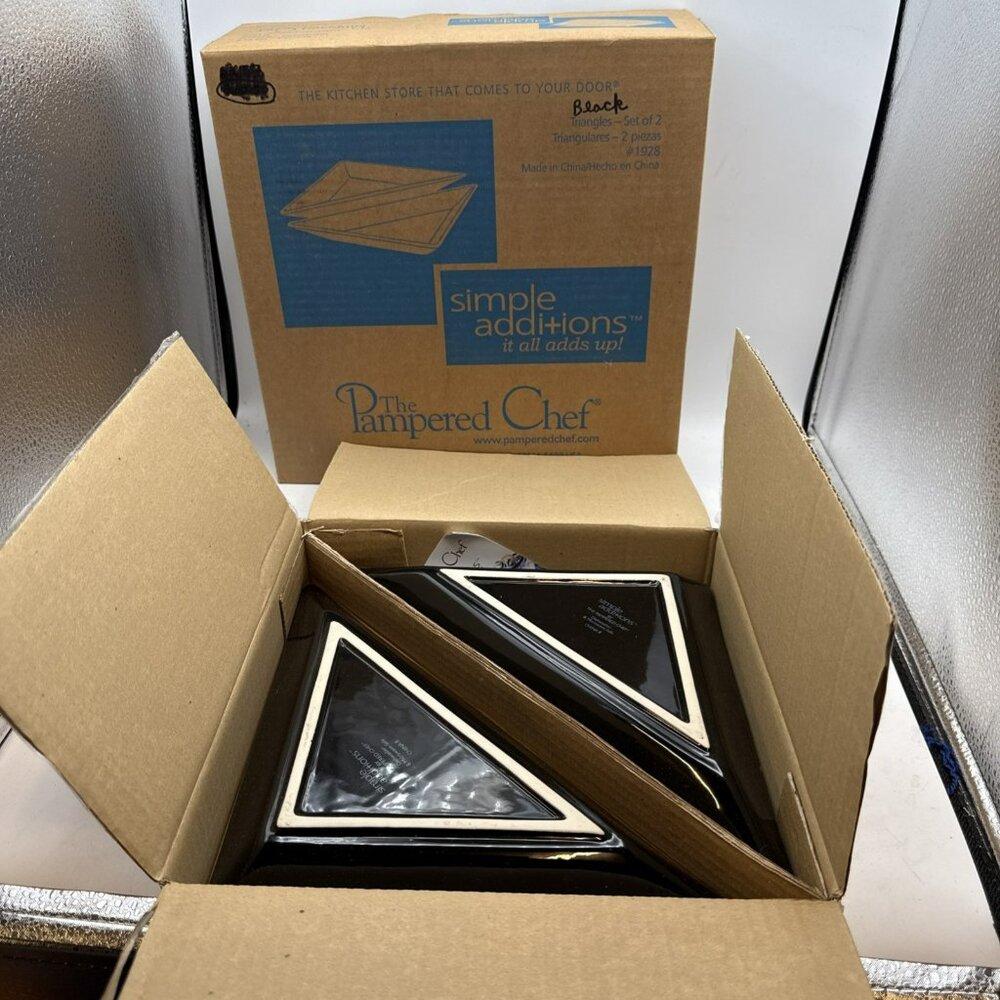 The Pampered Chef Simple Additions Triangles Black #1928 New Open Box